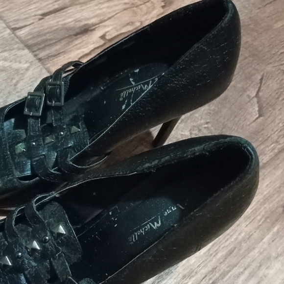 Anne Michelle Black Studded Stiletto Heels Size 8.5 - Picture 2 of 5